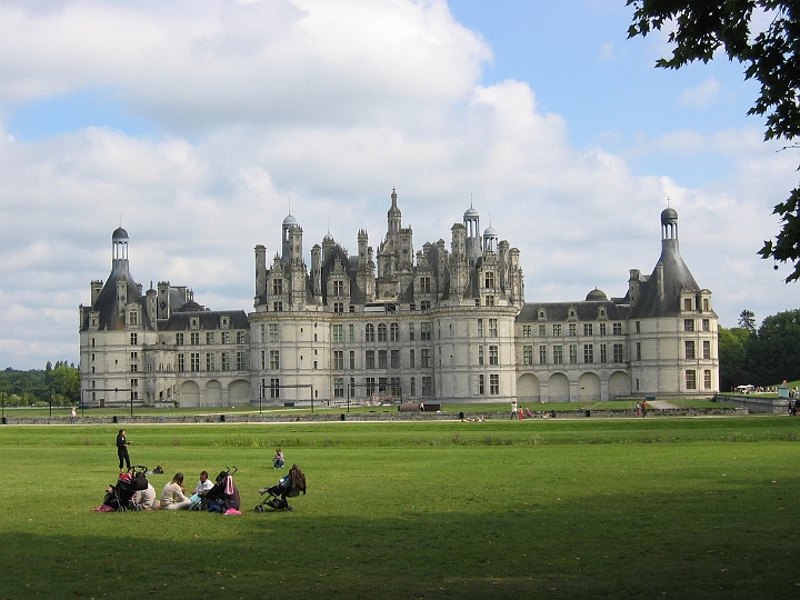 18 Chambord Chateau.jpg